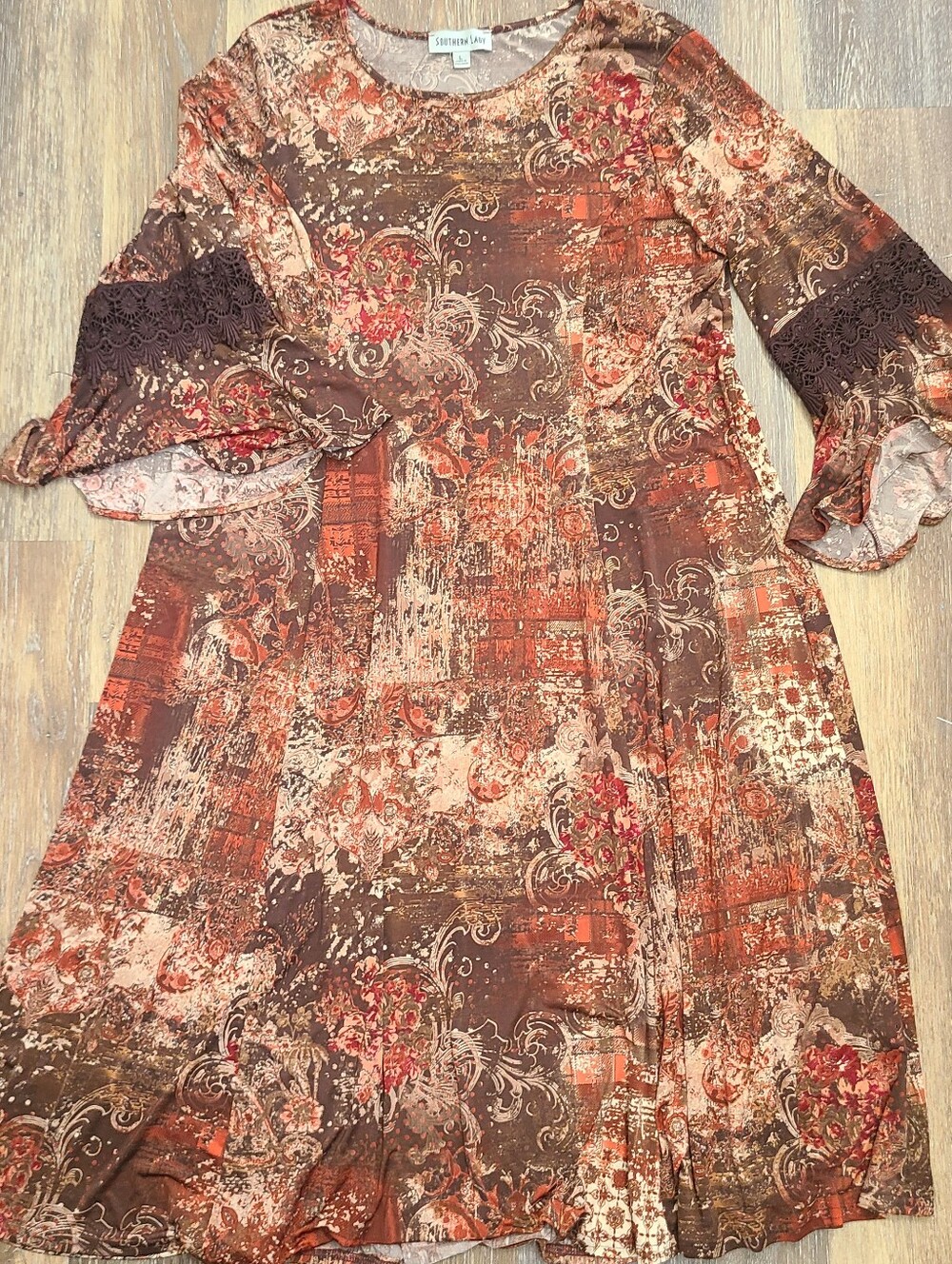 Southern Lady Fall Colored Dress Size Large NWT